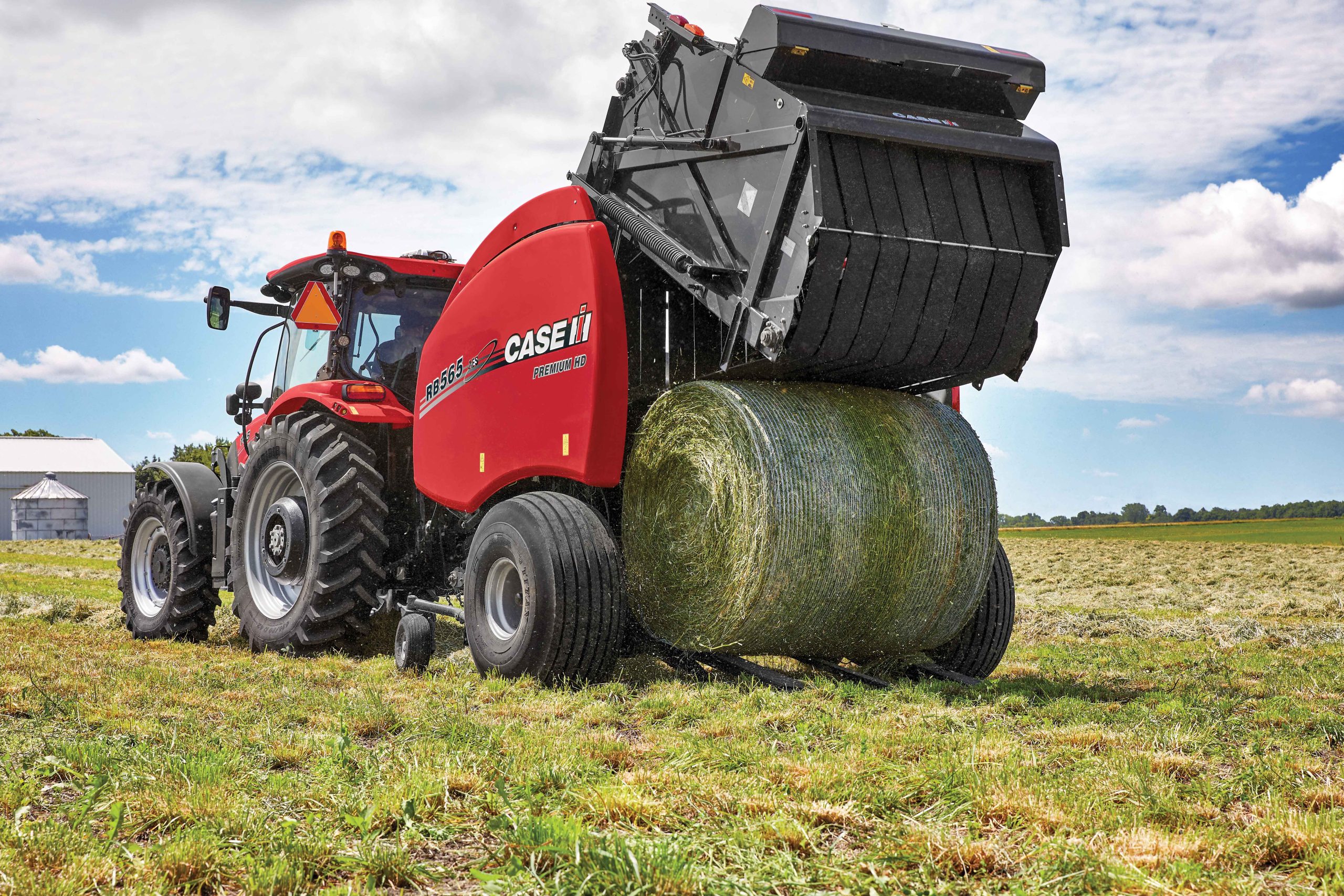 Maxxum_145_with_RB565_6506_08-19_R2